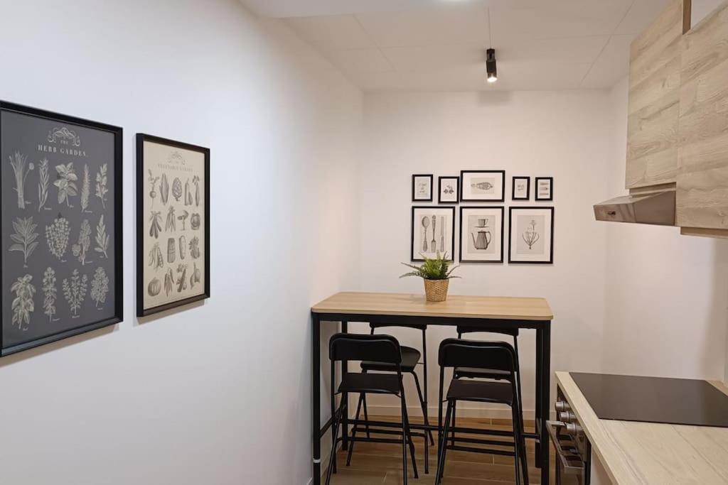 Boutique Apartment Ave Centro Lleida Kültér fotó